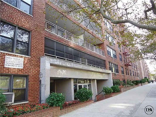 Rented by DSA Realty | media 30