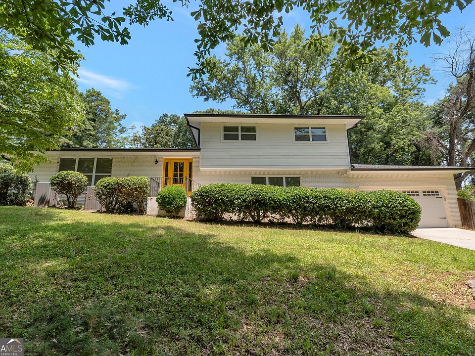 1st image of 3102 Edgewater Dr