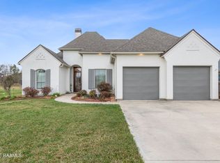 118 Kate Rd, Carencro, LA 70520