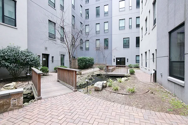 Rented by Landmark Manhattan Realty Corp | media 91