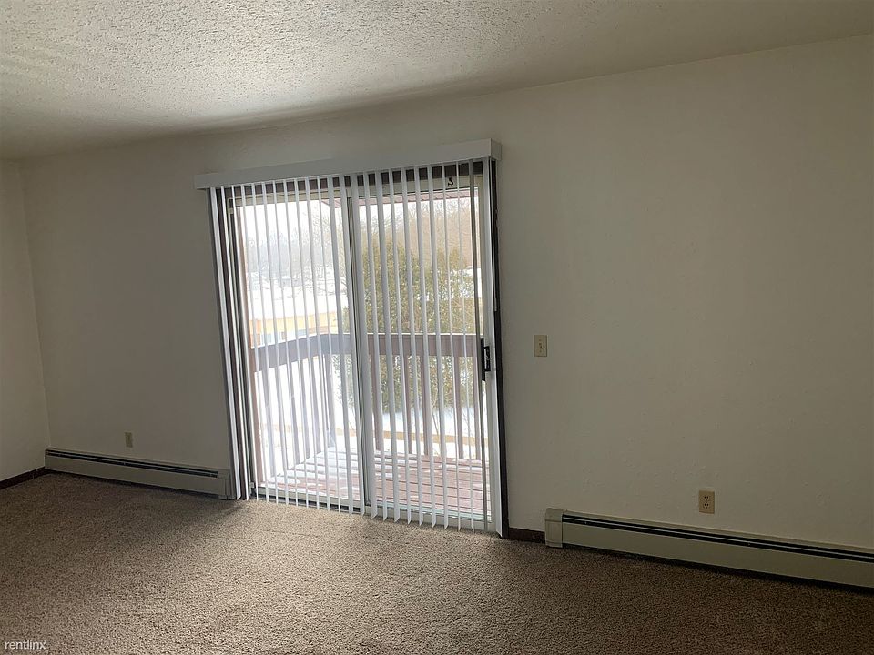 Meade 1 bed liv rm