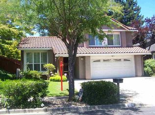 740 Hidden Lakes Dr, Martinez, CA 94553