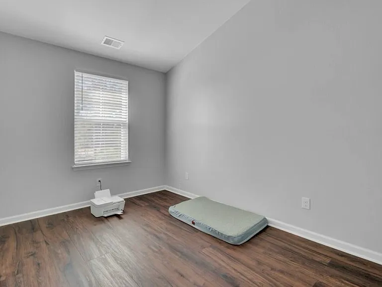 621 Hilchot Dr — Photo 17