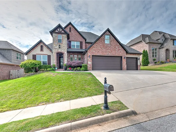 6918 W Altamonte Dr, Rogers, AR 72758