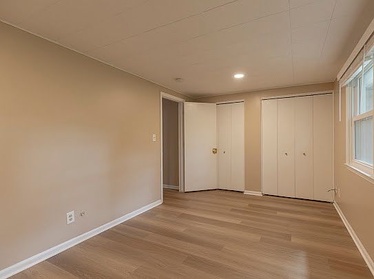 3rd image of 1221 Ferndale Ave