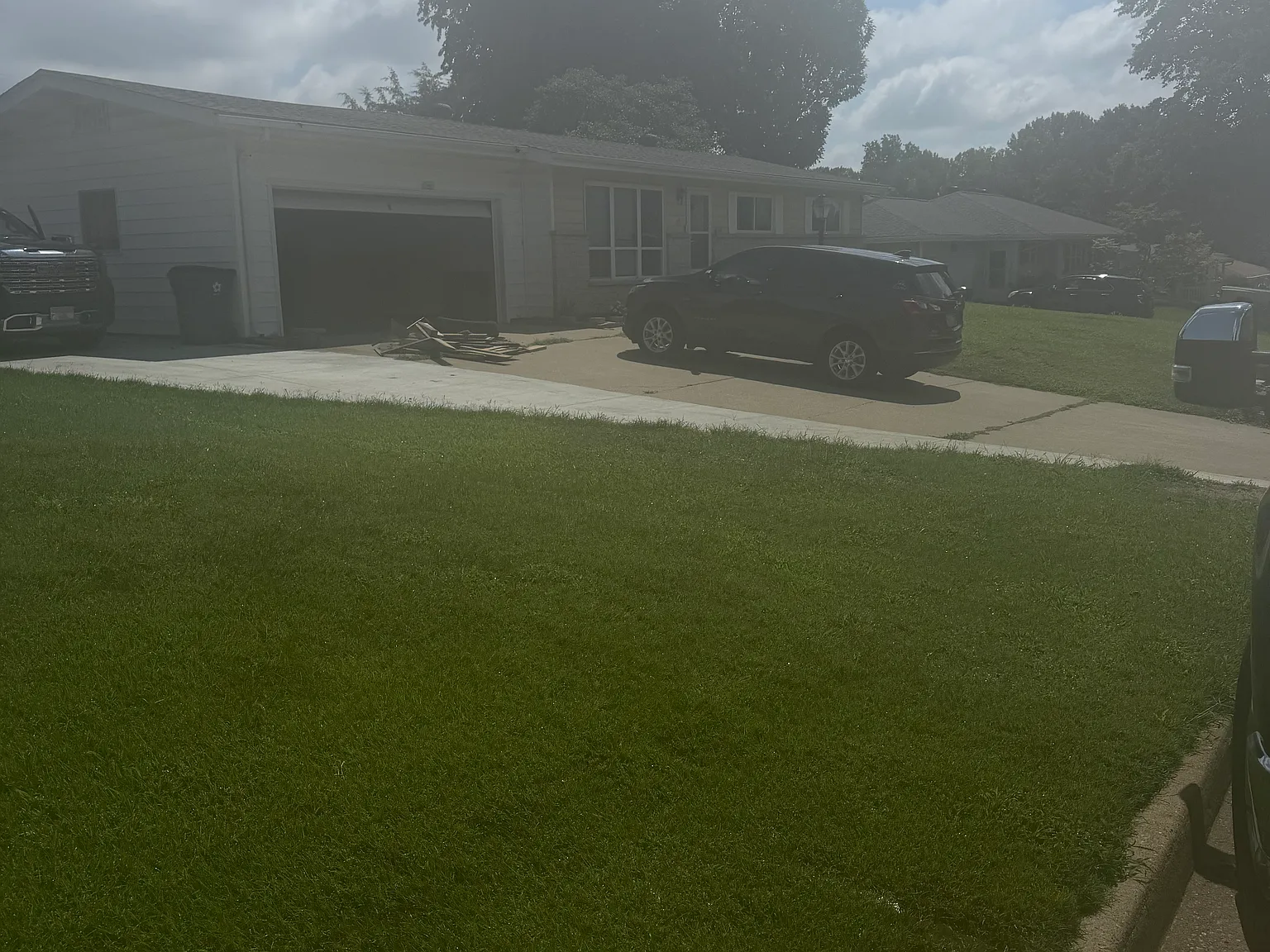 3 bed, 1.5 bath, 1080 sqft, $2,250 — Photo 3