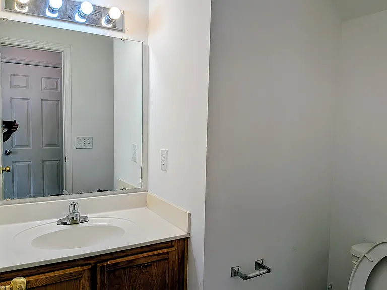 1065 Stoney Falls Blvd — Photo 8