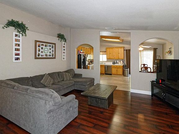 4th image of 17009 Monaco Dr