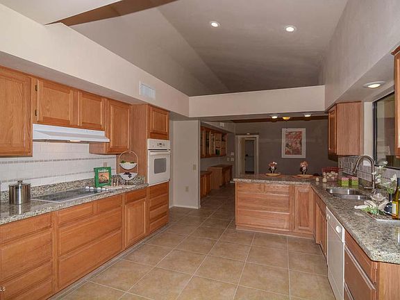 3rd image of 13305 W Meeker Blvd