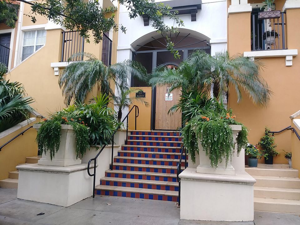 1st image of 100 4th Ave S APT 412