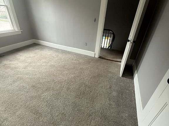 3rd image of 2146 W 4th St