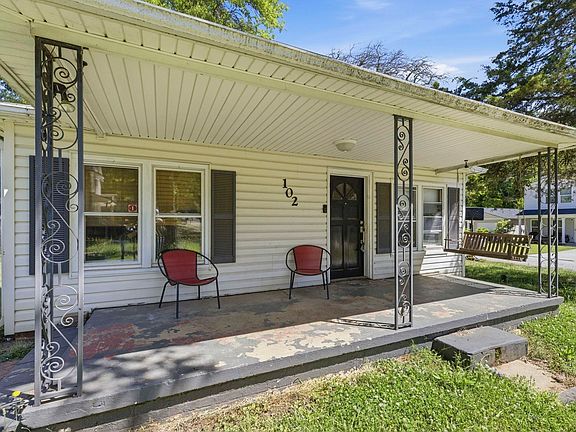 4th image of 102 Jasmine Dr
