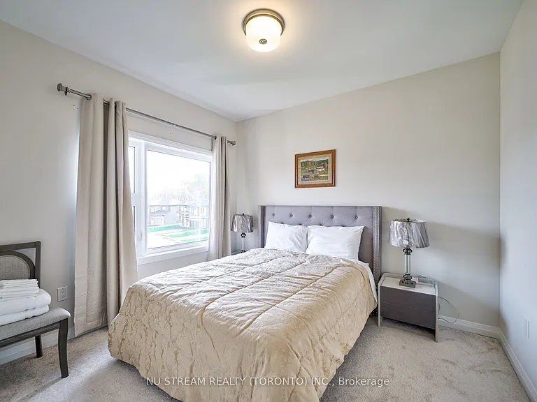 3185 Searidge St — Photo 23