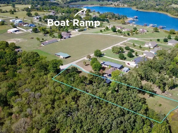 393 Rs County Rd #3390, Emory, TX 75440
