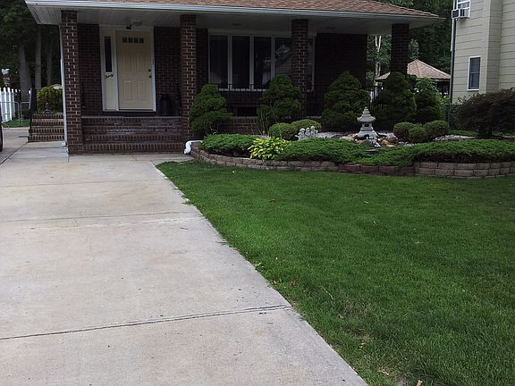 2nd image of 30 Juniper Ave