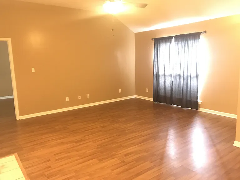 108 Mara Ct — Photo 4