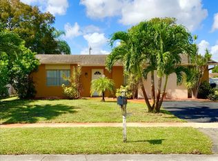 406 SW 80th Ter, North Lauderdale, FL 33068