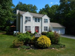 3 Deer Run Dr, Ellington, CT 06029