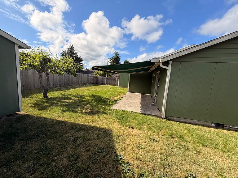 1601 NW 6th Ave — Photo 27