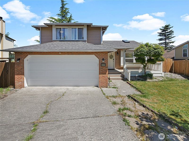 3rd image of 32332 19th Court SW