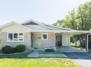 16 Eastview Ct, Bedford, IN