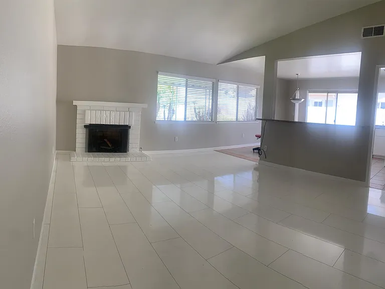 17091 Herbert Ln — Photo 8