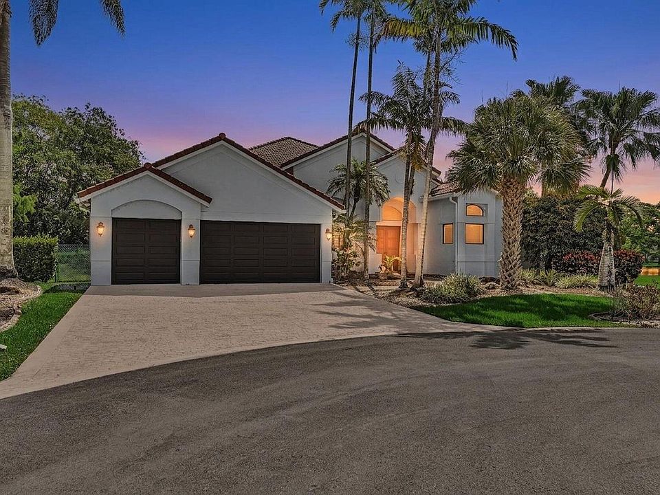 1st image of 2602 SW 132nd Way