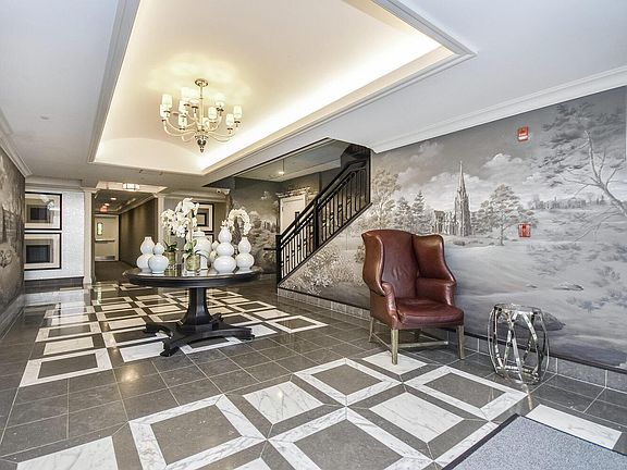 4th image of 301 Franklin Ave APT 218