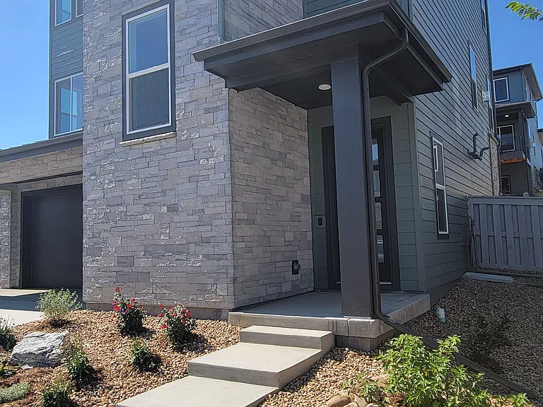 11732 Amplify Cir — Photo 49