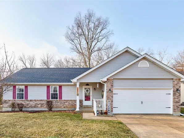 140 Cottonwood Ln, Troy, MO 63379