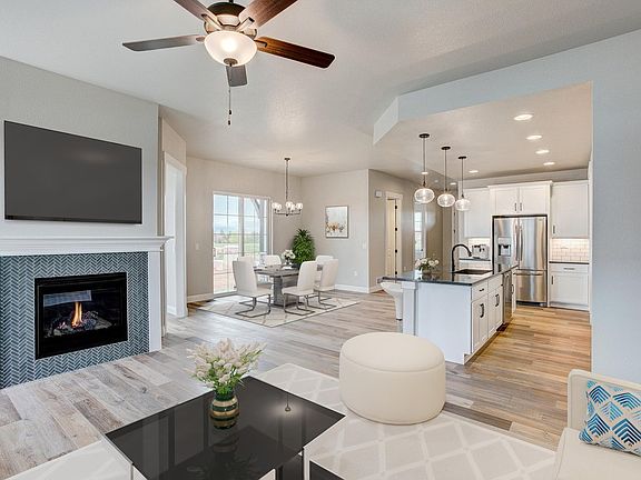 2nd image of 8452 Cromwell Dr #1