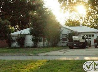 1203 Hillcrest Blvd, Gainesville, TX 76240