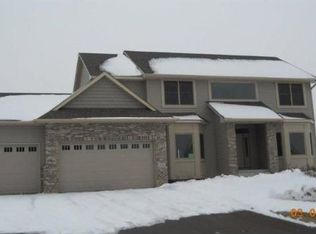 1852 140th Ln NE, Ham Lake, MN 55304