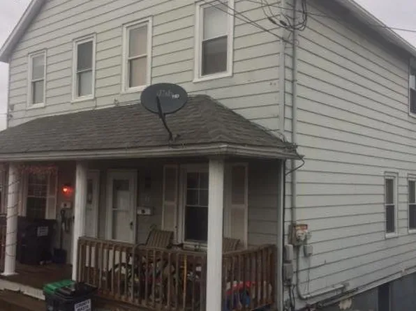 3017 Market St, Pittston, PA 18640