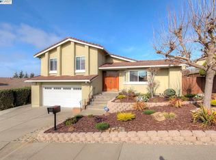 27150 Fielding Dr, Hayward, CA