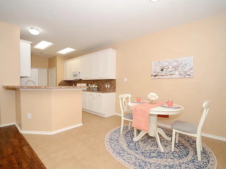 5606 Claybeck Ln — Photo 8