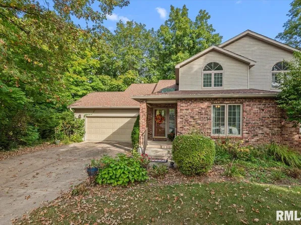 2535 Chapel Hill Rd, Springfield, IL 62702