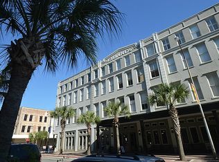 2207 Post Office St APT 417, Galveston, TX 77550