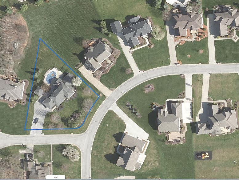 1355 Fox Den Trl, Canfield, OH 44406 Zillow