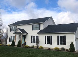 4660 Dobbins Rd, Poland, OH 44514