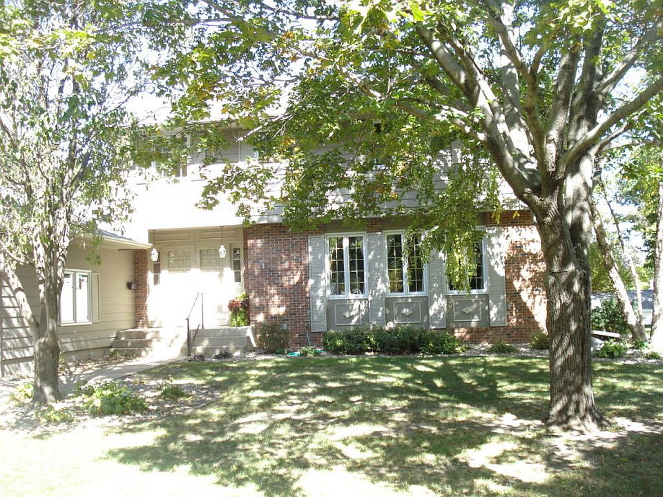1st image of 200 21st St