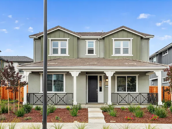 414 National Garden Ln, Vacaville, CA 95687