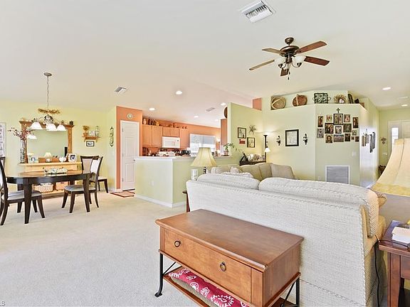 4th image of 4404 Steinbeck Way