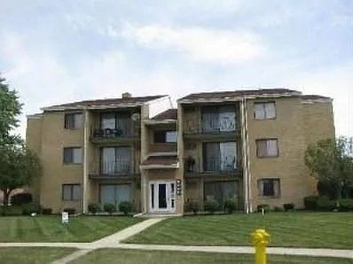9960 Franchesca Ct APT 2A photo 1