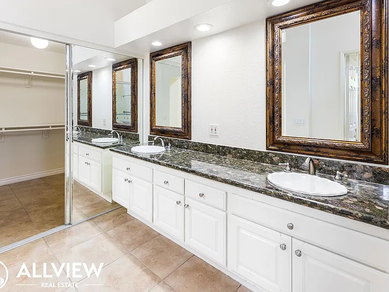 19 Fairdawn — Photo 20