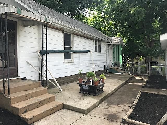 1st image of 280 E Jersey St