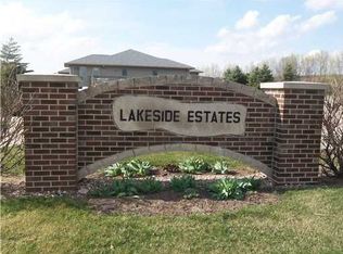 23622 Gombert Dr, Anamosa, IA 52205