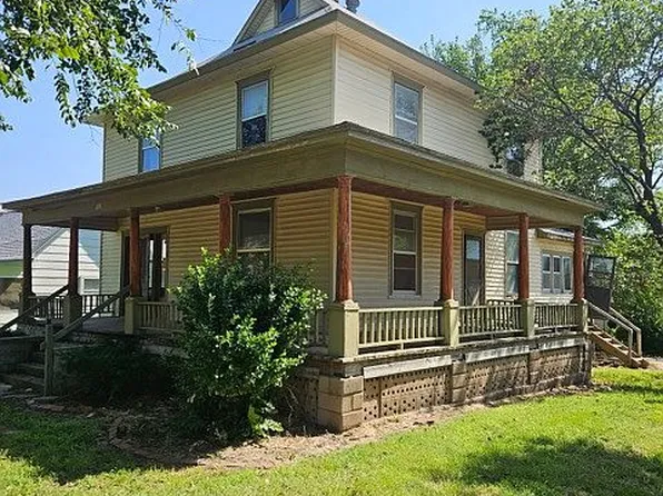 226 S C St, Arkansas City, KS 67005