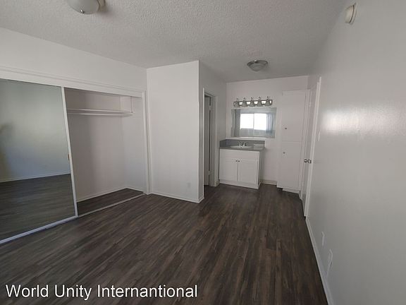 4th image of 3311 Rowena Ave #3