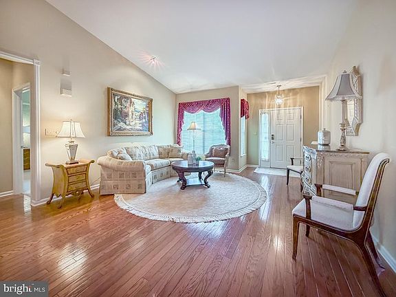 2nd image of 233 Shady Brook Dr